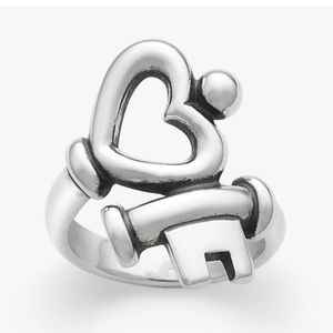 James Avery Key to my Heart Ring